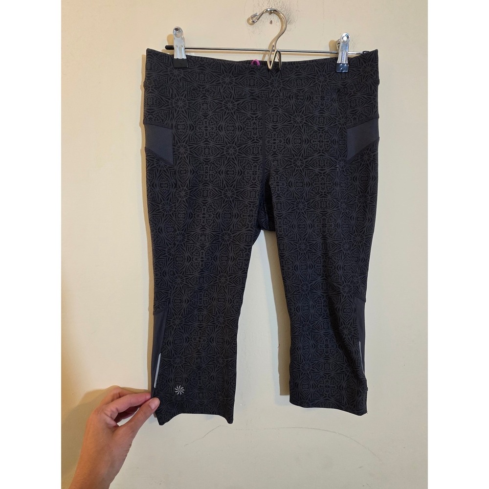 Athleta Be Free Knicker Gray Mandala Geometric Mesh Crop Leggings M 581373